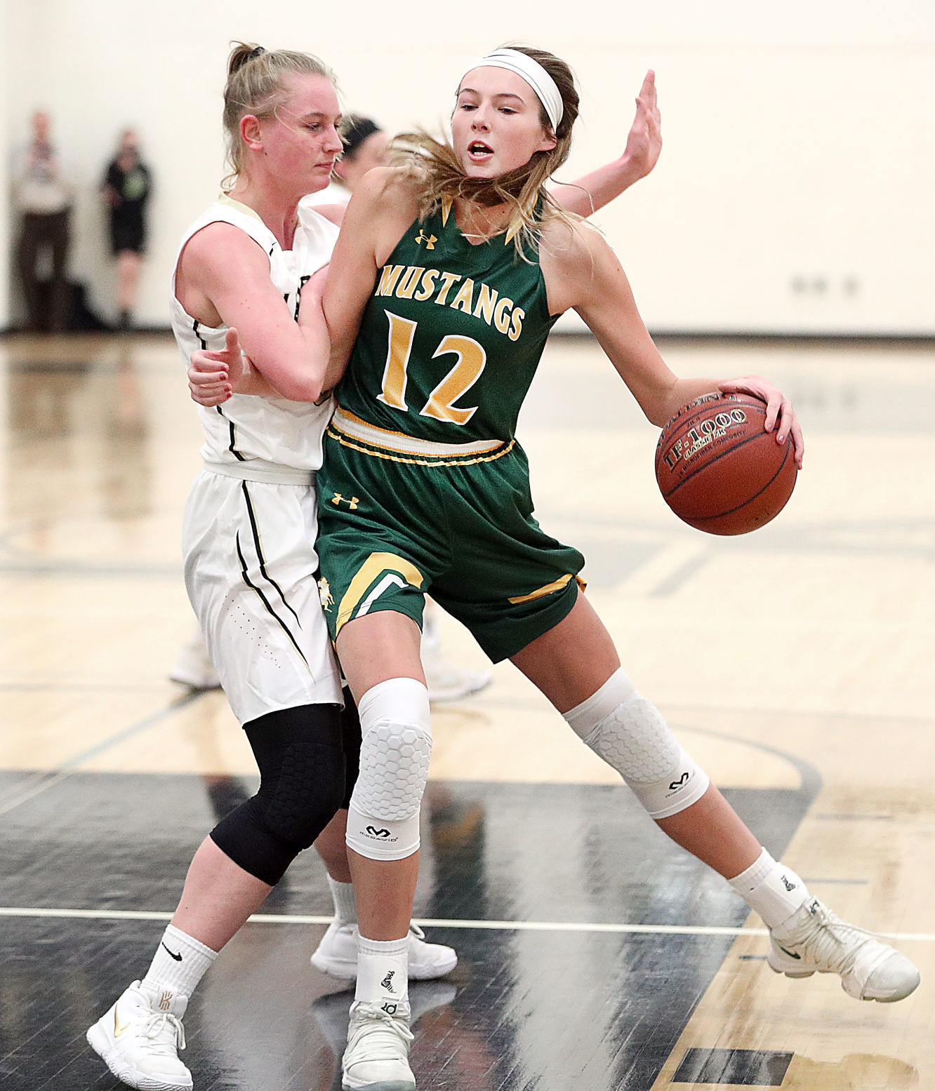Nov. 13: Melrose-Mindoro vs. Onalaska Luther